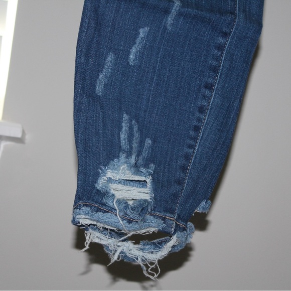 Cello Destroyed Ankle Cutout Skinny Cropped Jeans - Picture 8 of 16
